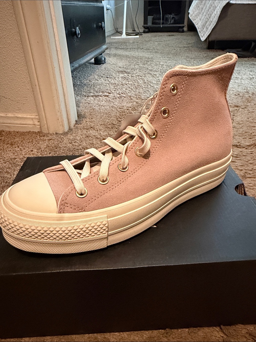 Converse High-Top Sneakers - Dusty Pink